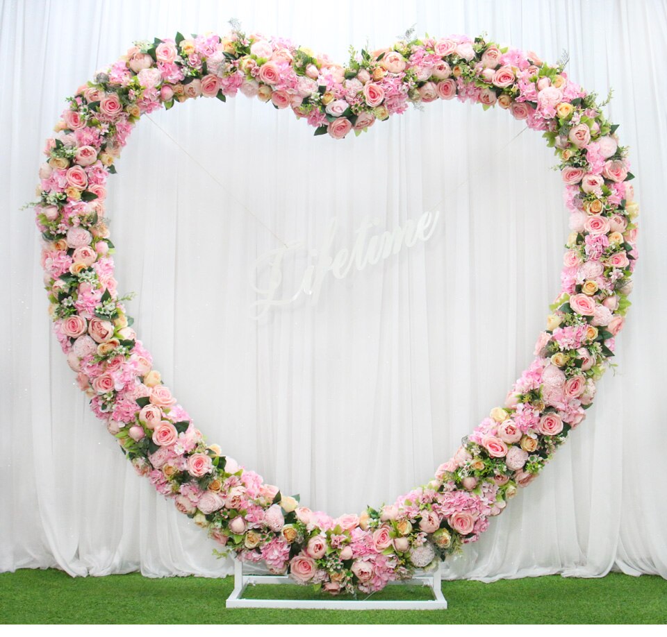 summer wedding arch1